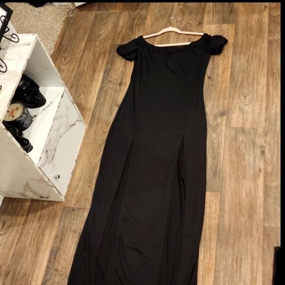 So Chic Off-The-Shoulder High Slit Maxi Dress - Picture 4 of 5